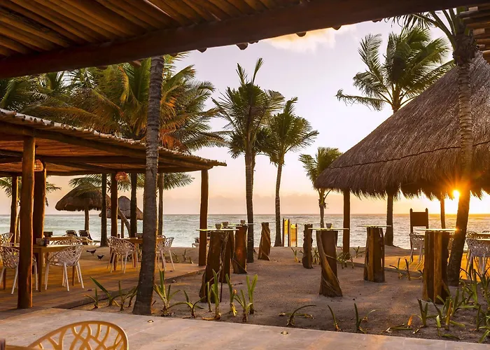 Grand Palladium Kantenah Resort & Spa
